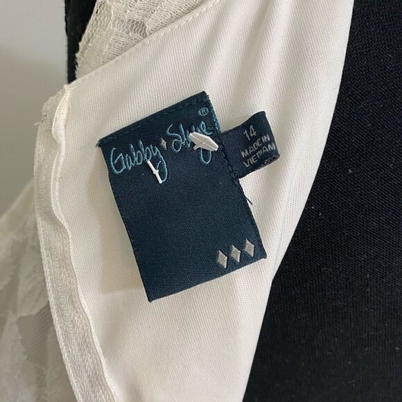 #112 GABBY SKYE cream sleeveless dress NWT - Picture 8 of 9